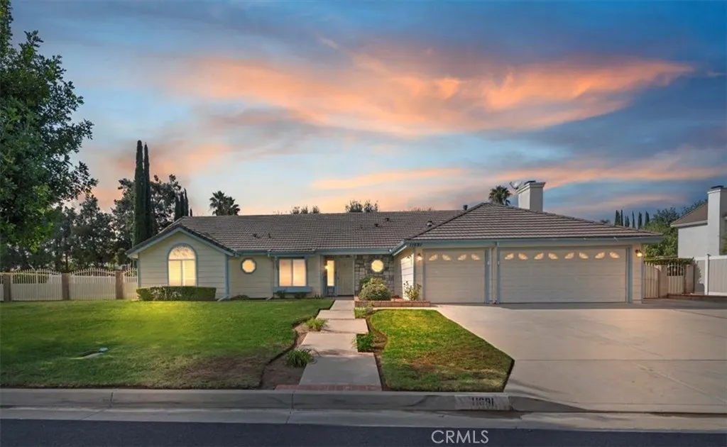 11691 Knoll Vista, Moreno Valley, California 92555 home-pic-0